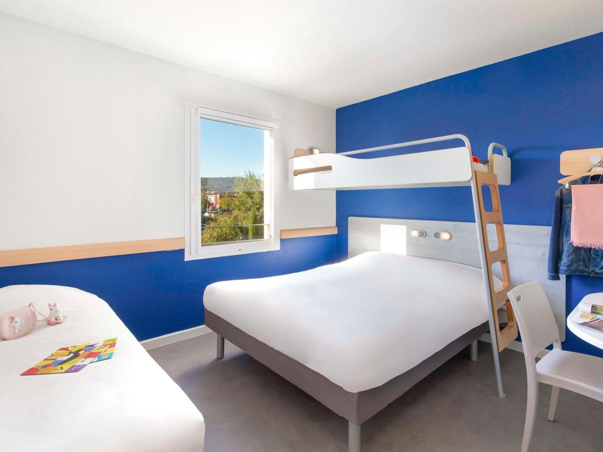 Ibis Budget Saint-Maximin Esterno foto