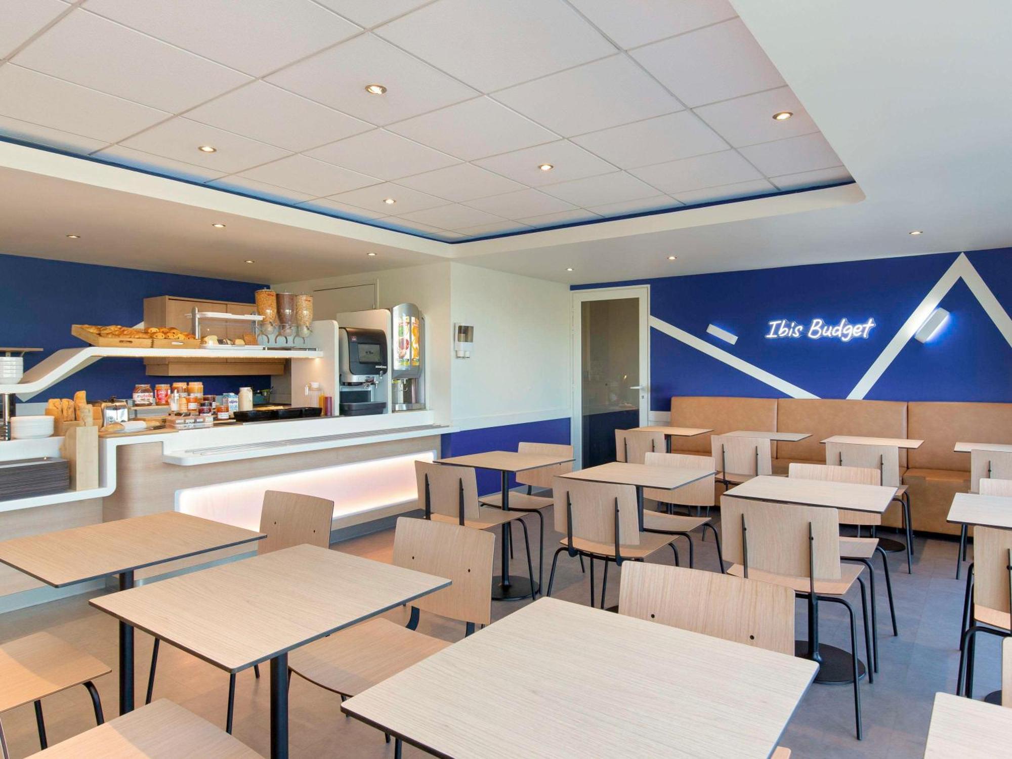 Ibis Budget Saint-Maximin Esterno foto
