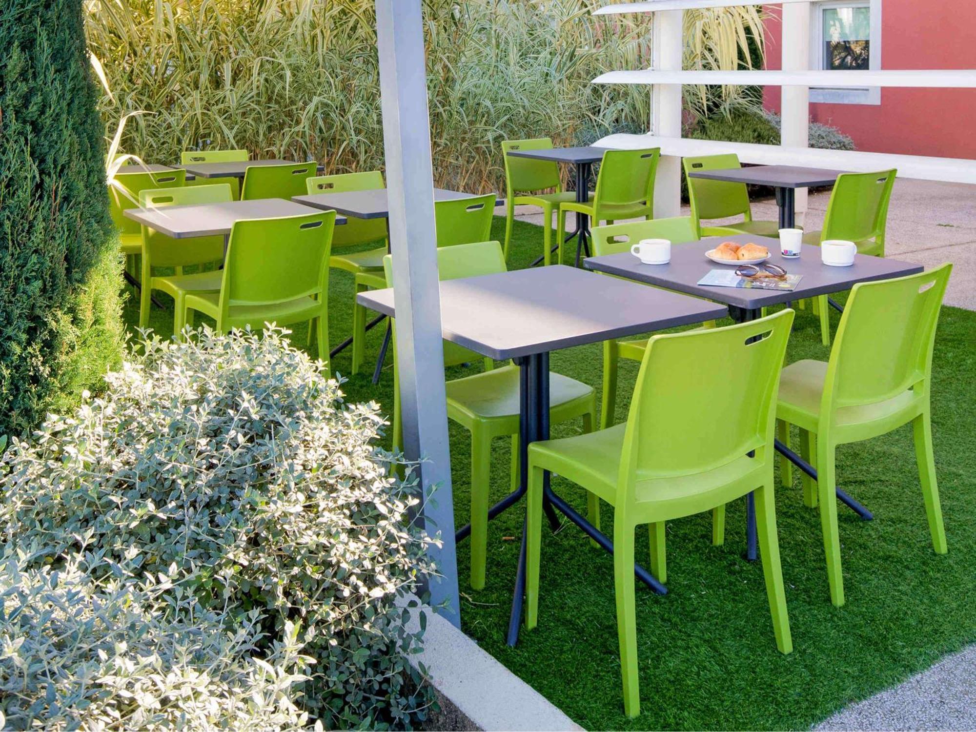 Ibis Budget Saint-Maximin Esterno foto