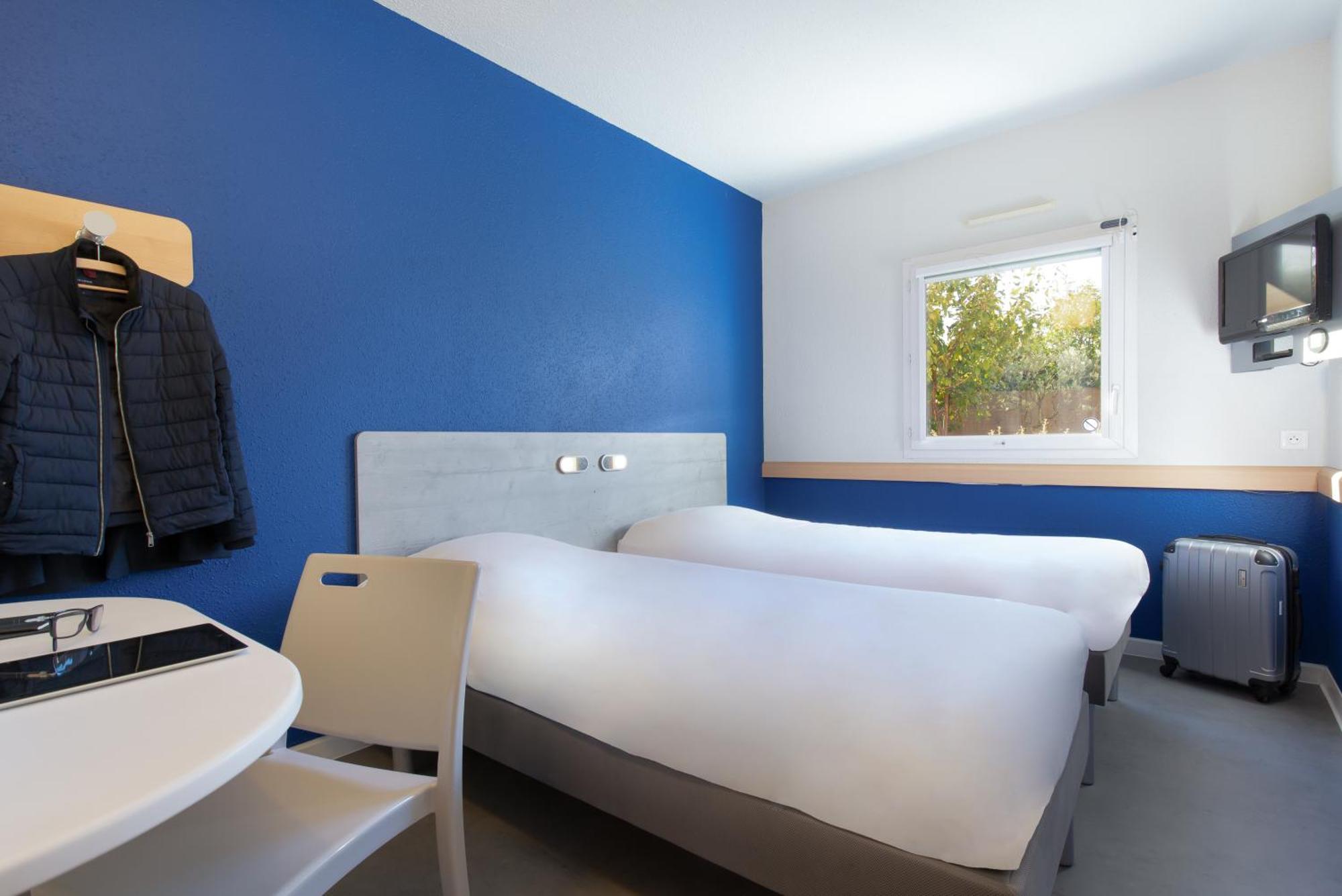 Ibis Budget Saint-Maximin Esterno foto
