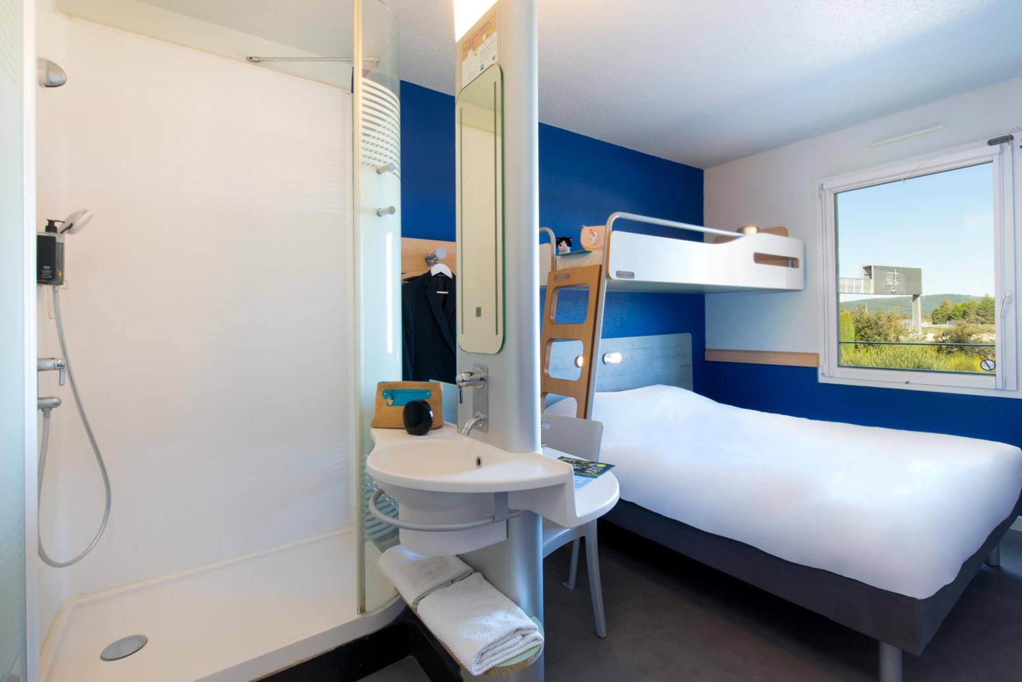 Ibis Budget Saint-Maximin Esterno foto